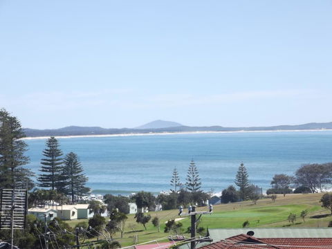 Surf Break & Ocean Break - Dentist Find 0