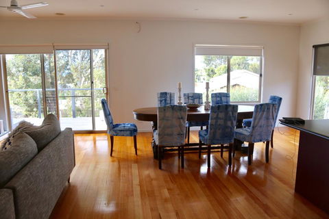 Surf Coast Haven - Dentist Search 0
