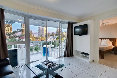 Surf Parade Resort - Dentists Australia 2