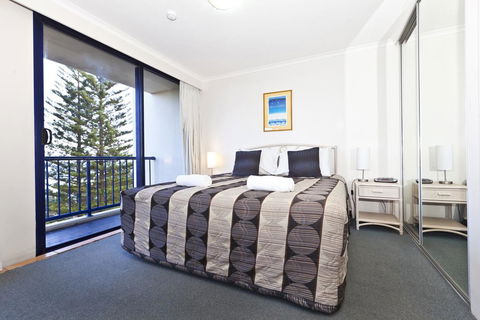 Surf Regency - Dentist Find 2