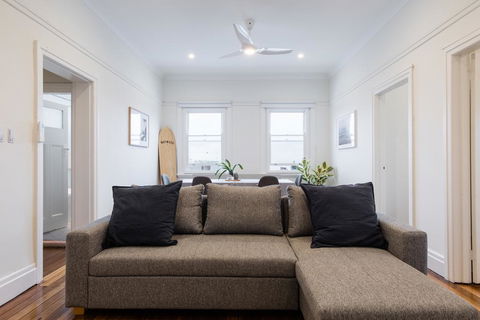 Surf Shack Coogee Beach - Dentist Find 2