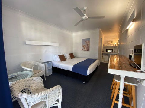 Surf Street Motel - Dentist Find 2