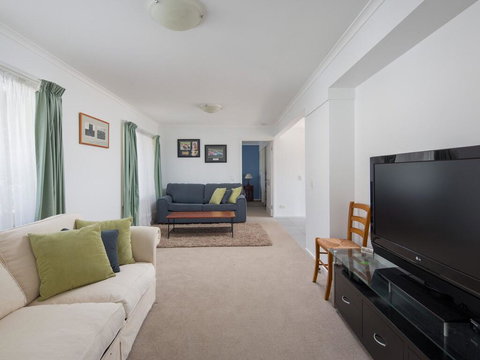 Surf188 - Dentist Find 3