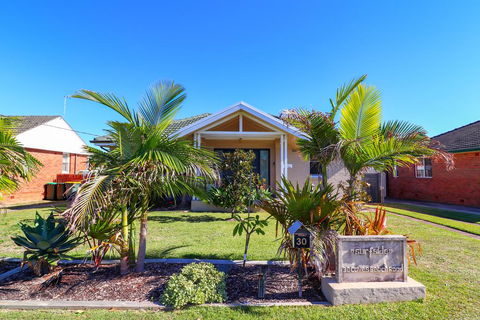 Surfside - Dentist Search 0