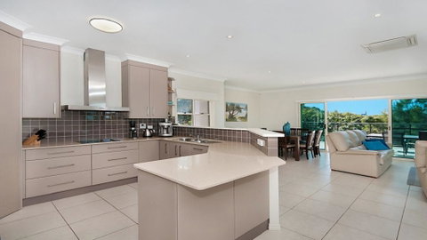 Surfside @ Shellys - East Ballina - Dentist Find 3