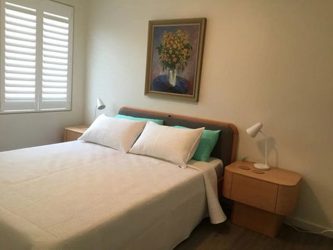 SurfSide Escape In Coogee - Dentist Find 2