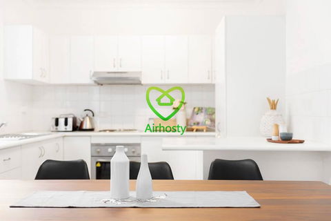 Surry Hills Victorian 4 Bedroom House Near Central - Dentist Search 2