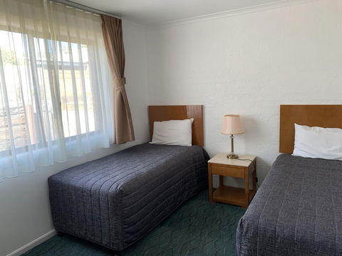 Swaggers Motor Inn - Dentist Find 1