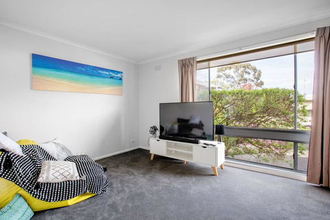 SweetHome2BR@Highton+parking - Dentist Search 0