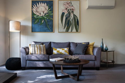 Swiss Mt Villa 2 - Dentist Find 1