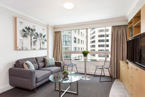 Sydney CBD Studio Apartment With Stunning View Of Darling Harbour (1704 KNT) - Dentist Find 3