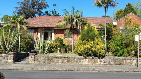 Sydney House - Dentist Find 0