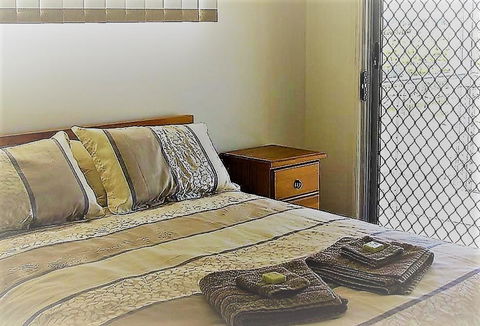 Taits Place Vineyard B & B - Dentist Find 1