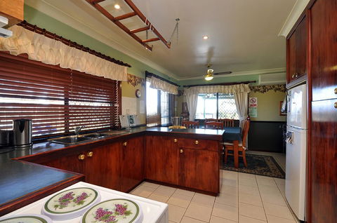 Talga Escape Rothbury With Pool And Views - Dentist Find 1