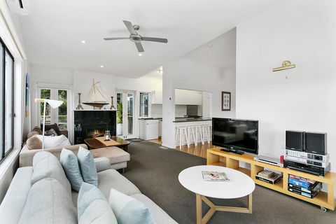 Tallarook Beach House - Very Close To Beach - Dentist Find 1