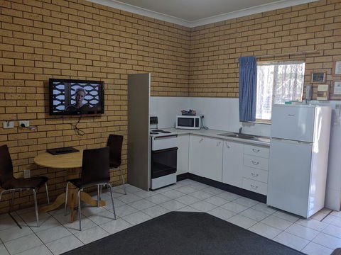 Tallarook Motor Inn - Dentist Find 3