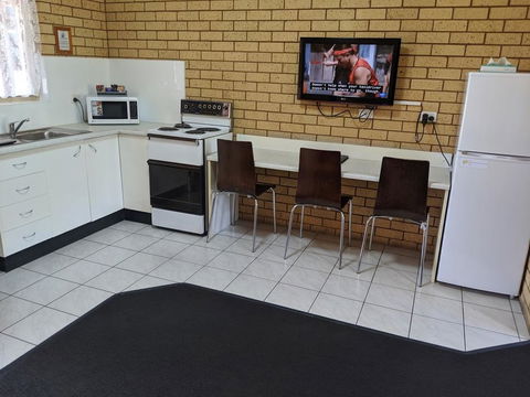 Tallarook Motor Inn - Dentist Find 2