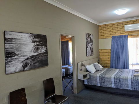 Tallarook Motor Inn - Dentist Find 1