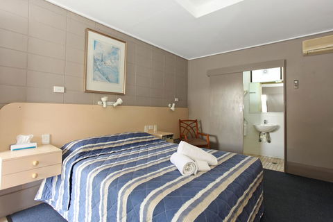 Tandara Hotel Motel - Dentist Find 2