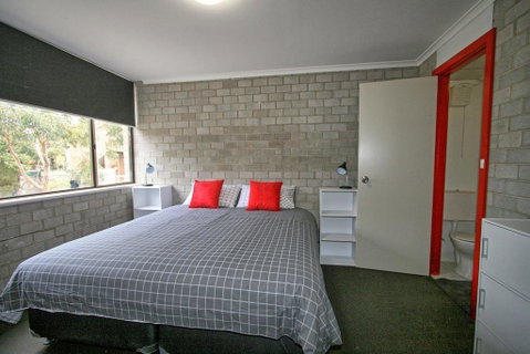 Tanderra 18/28 Park Road - Dentist Find 1