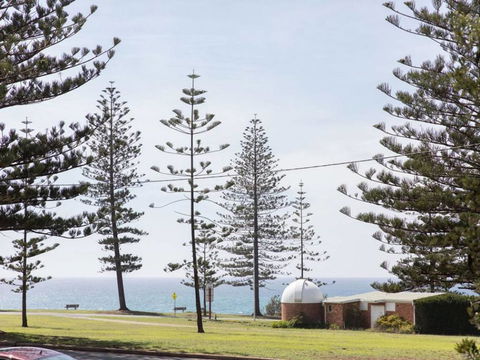 Taranaki Beach House - Dentist Find 1