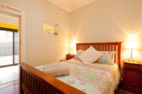 Taree Apartment - Dentist Find 2