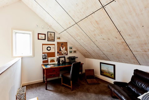 Tarndwarncoort - Farmer's Cottage - Dentist Find 1