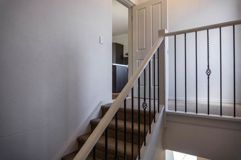 Tasha's Apartments On Kerry - Dentist Find 3