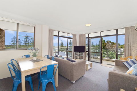 Tasman Towers 9, 3 Munster Street - Dentist Search 2
