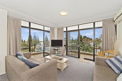 Tasman Towers 9, 3 Munster Street - Dentist Search 0