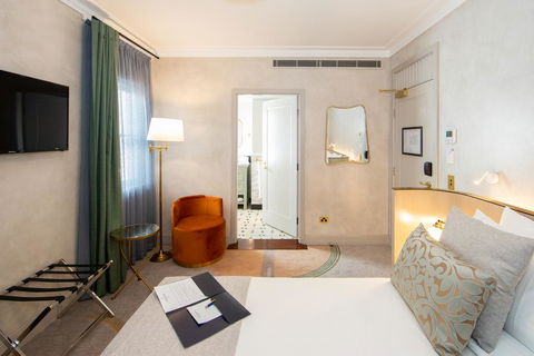 Tattersalls Hotel - Dentist Find 1
