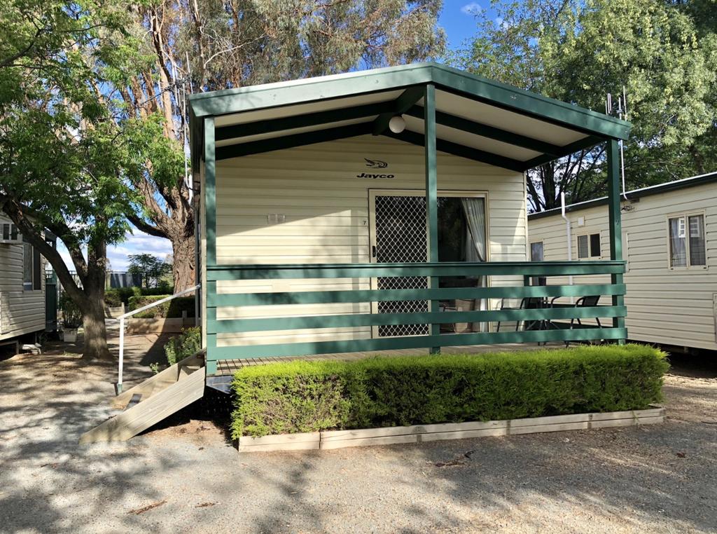 Tatura Cabin  Caravan Park