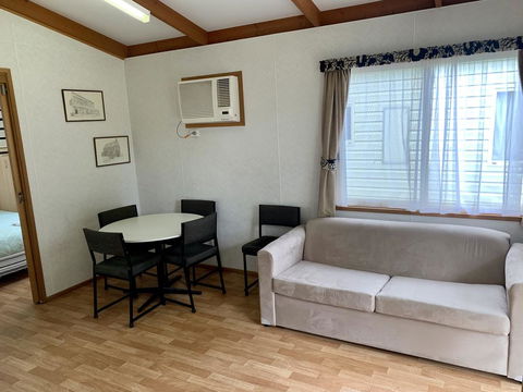 Tatura Cabin & Caravan Park - Dentist Search 2