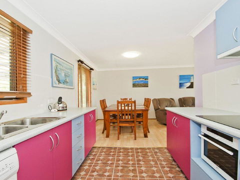 Tea Tree Cottage - Great Yard For Pets And Kids - Dentist Find 1