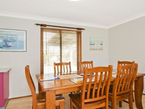 Tea Tree Cottage - Great Yard For Pets And Kids - Dentist Find 2
