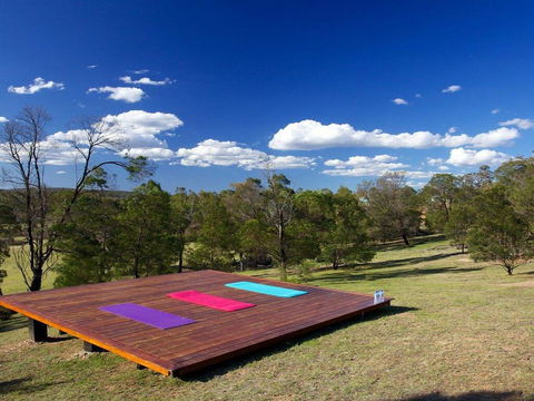 Tea Tree Hollow - 50 Percent Off Third Night On Weekend - Dentist Search 2