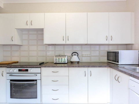 Tehidy Townhouse - Dentist Find 2