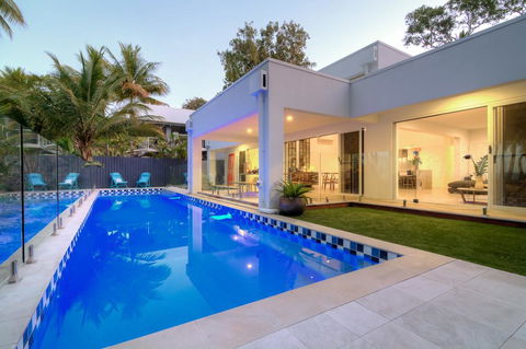 Tenterfield On Oak - Dentist Find 1