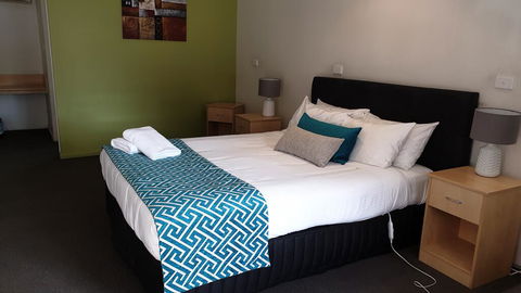 Tenterfield Tavern And Motor Inn - Dentist Find 2