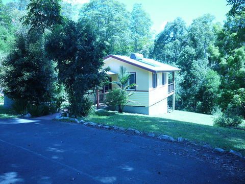 Teretre Cabins Nimbin - Dentist Find 0