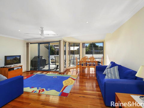 Terrigal Gem - 3/9 Auld Street, Terrigal - Dentist Find 0