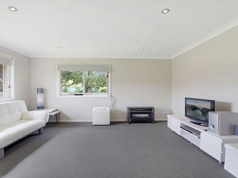 That Pink House! - Comfortable Home Away From Home - Dentist Search 1