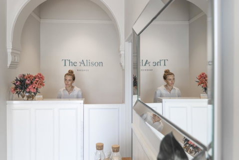 The Alison Randwick - Dentist Find 0