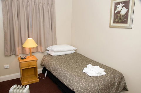 The Alpine Hotel - Dentist Search 3
