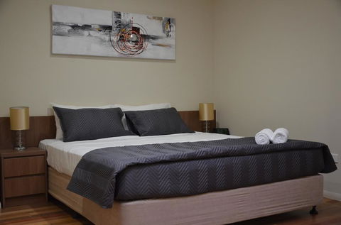 The Australian Hotel Motel - Dentist Search 2