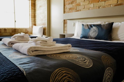 The Australian Hotel Motel - Dentists Australia 0