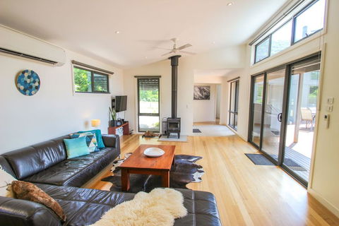 The Base Two - Dentist Search 1