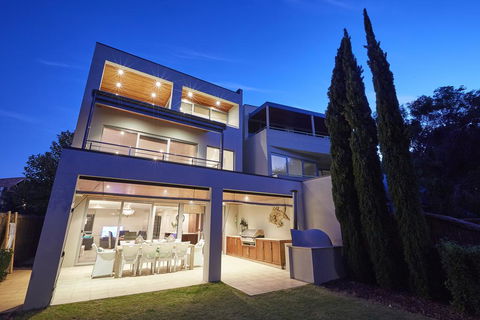 The Bay Residence, Dunsborough WA - Dentist Find 0
