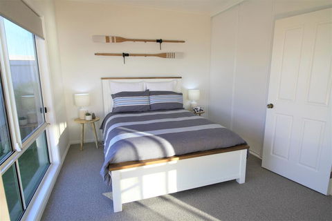 The Beach House - Point Turton - Dentist Find 2