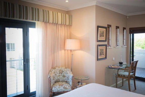 The Beach House At Bayside - Dentist Find 2